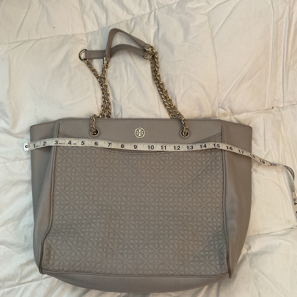 Tory Burch light gray shoulder tote handbag